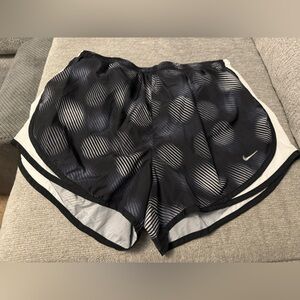 Nike Women's Black and Gray Dot Patterned Athletic Shorts Large